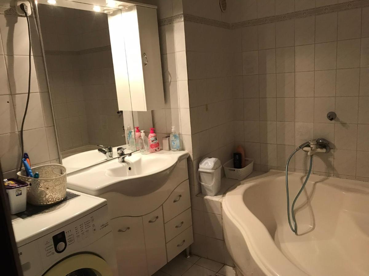Lilla vendéglakás Zalaegerszeg szívében Apartamento Exterior foto